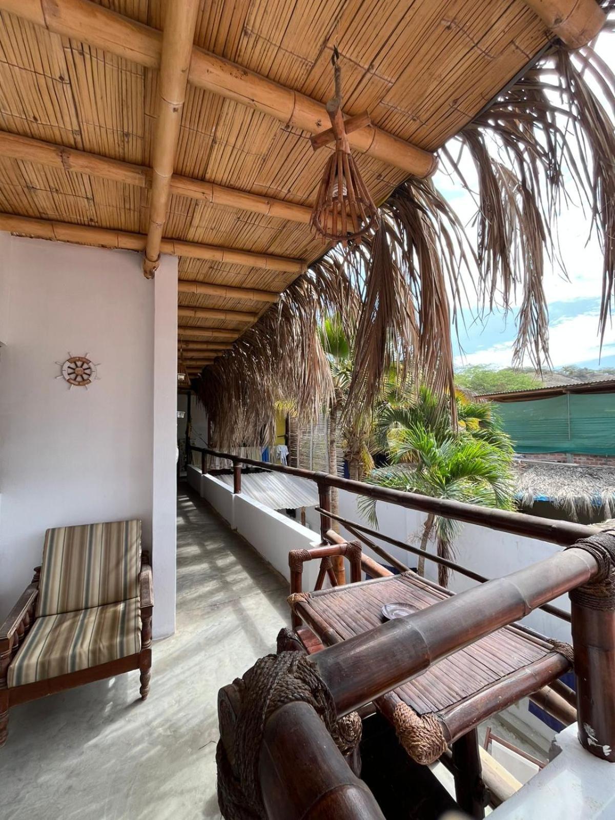 Casa Mancora Guesthouse Exterior photo
