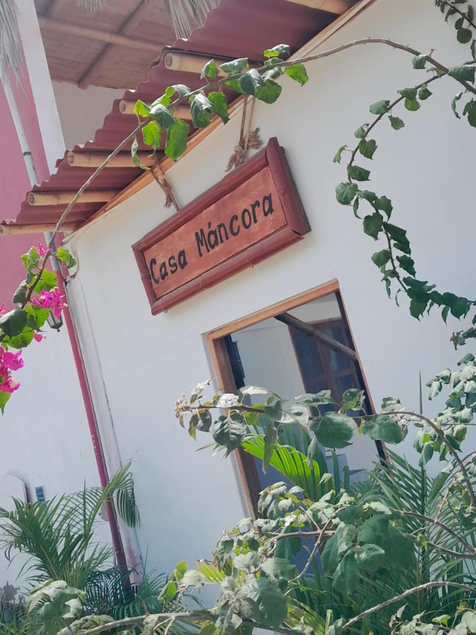 Casa Mancora Guesthouse Exterior photo
